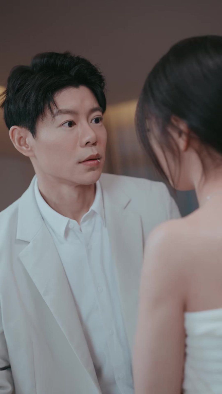 春风藏爱意（爱意暖暖）}