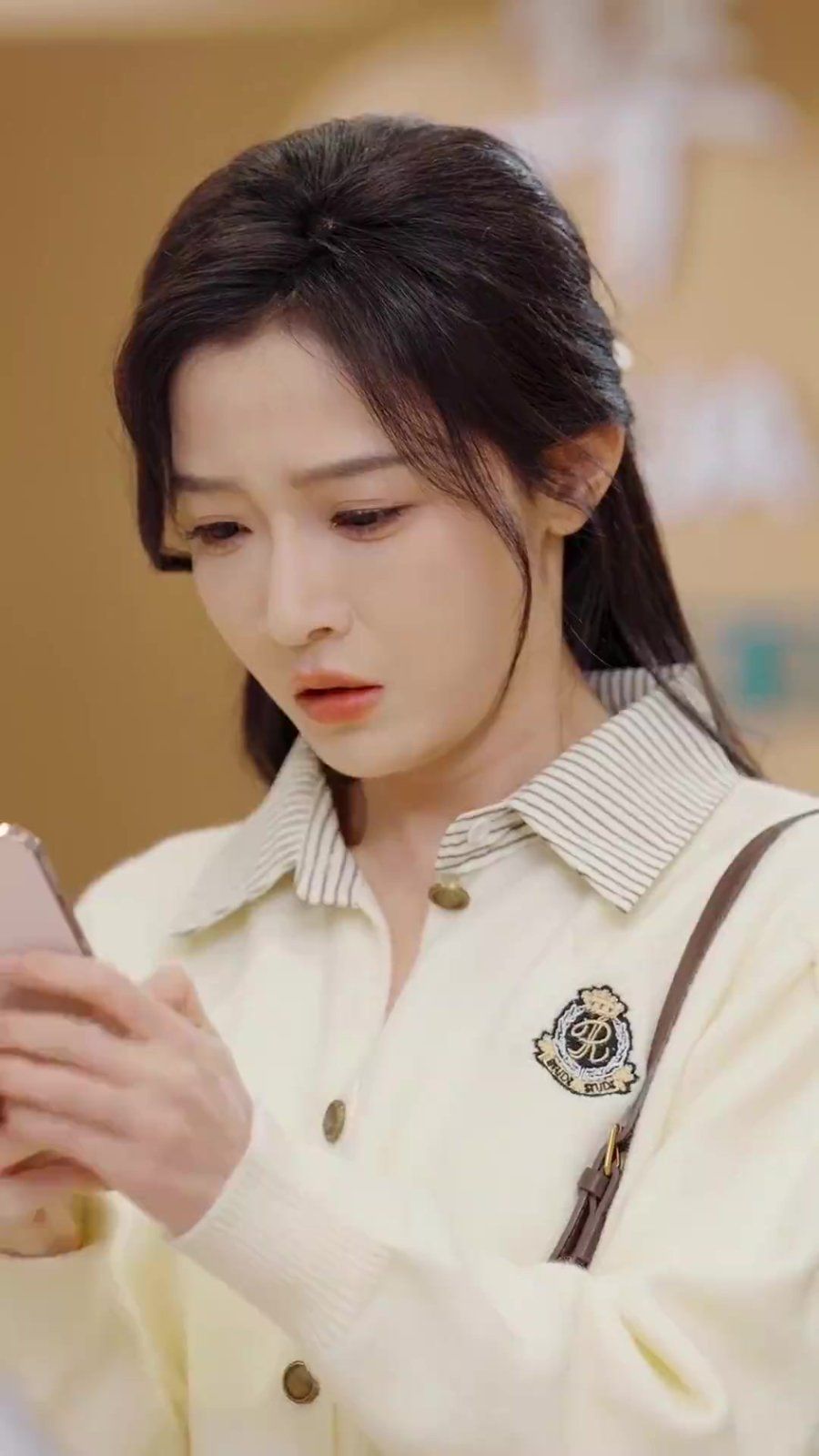 离婚后，陆总舔狗上身帮我提鞋（离婚后陆总舔狗上身帮我提鞋）}