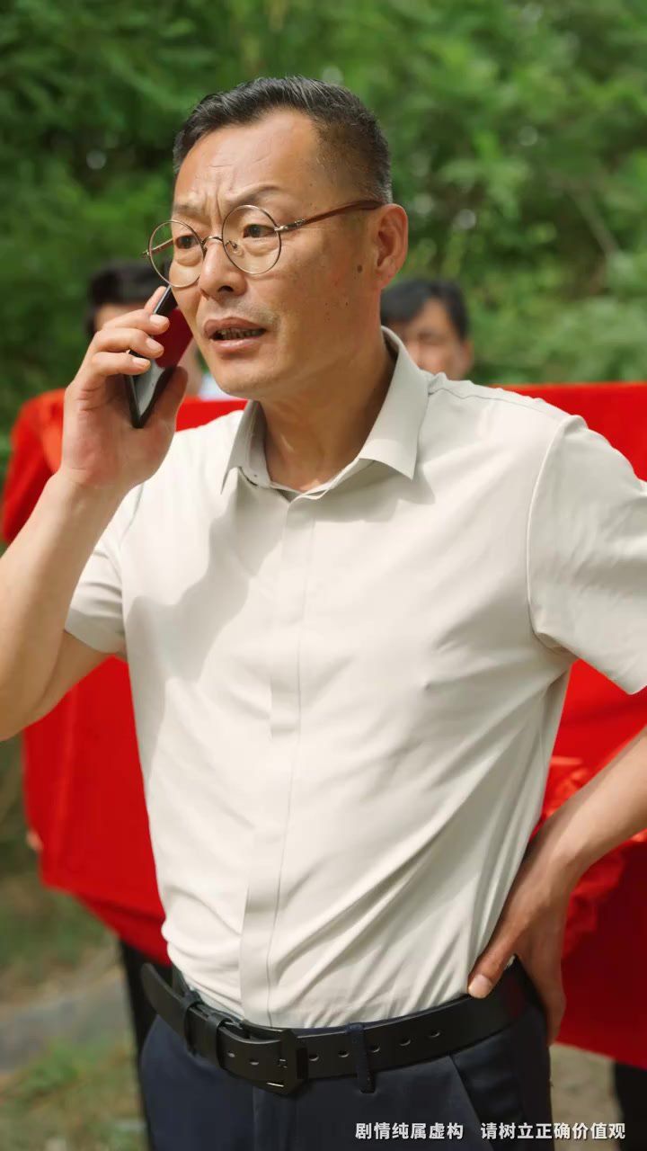 奶奶的废品车载我进清华}
